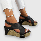 Mia – Vintage platforminiai sandalai