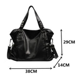 Cécile. - Elegantiška Hobo petnešų rankinė
