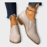 Veronika – Elegantiški Slip-On Batai su Žemu Kulnu