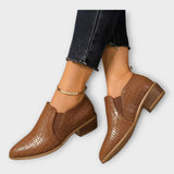 Veronika – Elegantiški Slip-On Batai su Žemu Kulnu