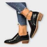 Veronika – Elegantiški Slip-On Batai su Žemu Kulnu