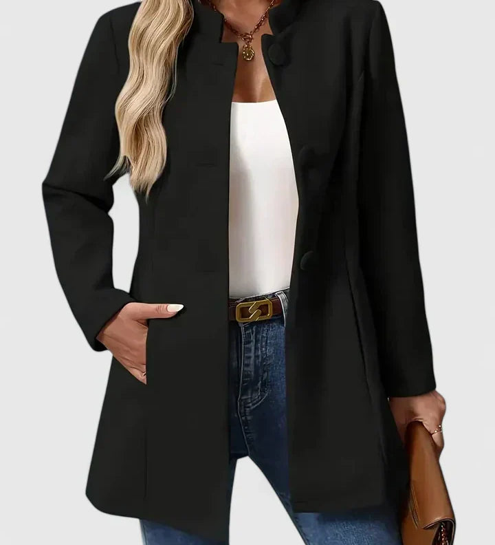 Carmelyssa – Elegantiška striukė