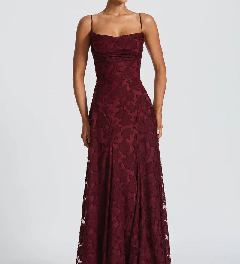 Alexandra – Elegantiškos maxi suknelės